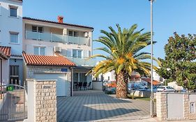 Summer House Pula